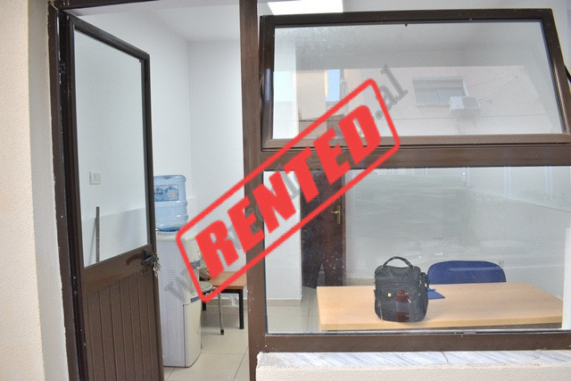 Commercial space for rent&nbsp;near Jeronim de Rada School in Tirana.
Is positioned on the ground f